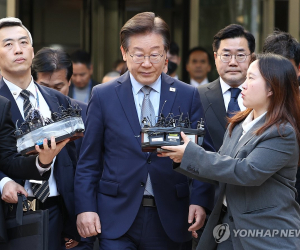 “잔치국수 먹는 날” vs “탄핵하고 조기 대선 가자”