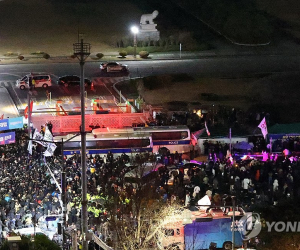 여야 “계엄선포, 요건 갖추지 않아 원천무효