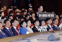 “속 시원” vs “강약약강”