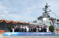 HD현대重, 이지스구축함 ‘다산정약용함’ 진수